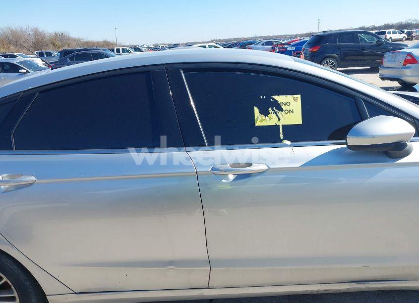 Photo 13 of 2017 Ford Fusion SE (VIN 3FA6P0HD4HR292721)