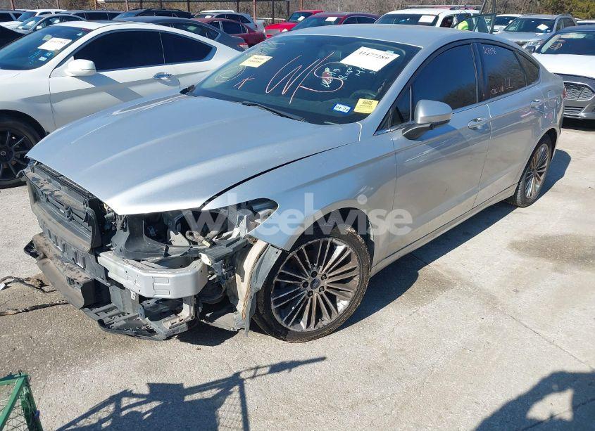 Photo 2 of 2017 Ford Fusion SE (VIN 3FA6P0HD4HR292721)