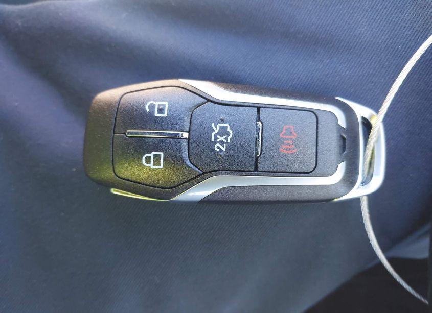 Photo 11 of 2017 Ford Fusion SE (VIN 3FA6P0HD4HR321795)