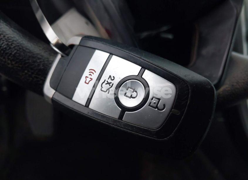 Photo 11 of 2017 Ford Fusion SE (VIN 3FA6P0HD4HR331808)