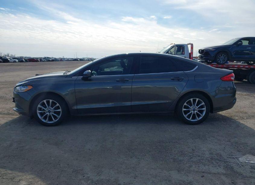 Photo 14 of 2017 Ford Fusion SE (VIN 3FA6P0HD4HR339696)