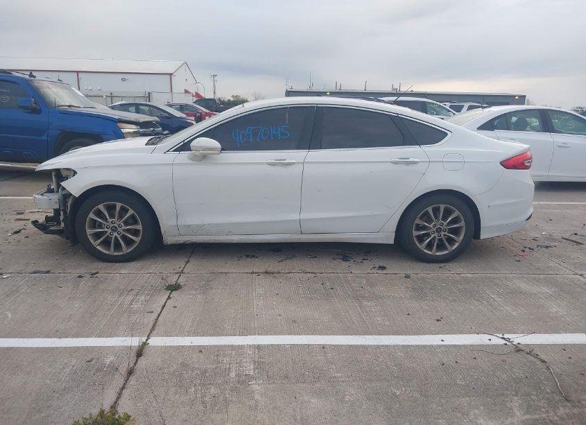 Photo 15 of 2017 Ford Fusion SE (VIN 3FA6P0HD4HR349175)