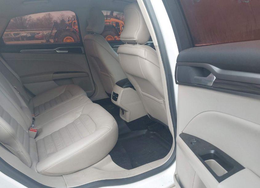 Photo 8 of 2017 Ford Fusion SE (VIN 3FA6P0HD4HR349175)