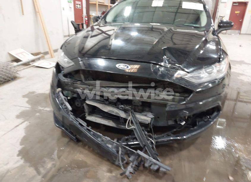 Photo 6 of 2017 Ford Fusion SE (VIN 3FA6P0HD4HR371824)