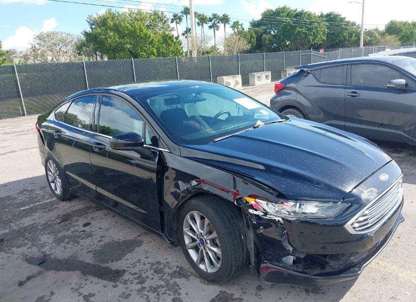 Photo 6 of 2017 Ford Fusion SE (VIN 3FA6P0HD4HR402974)