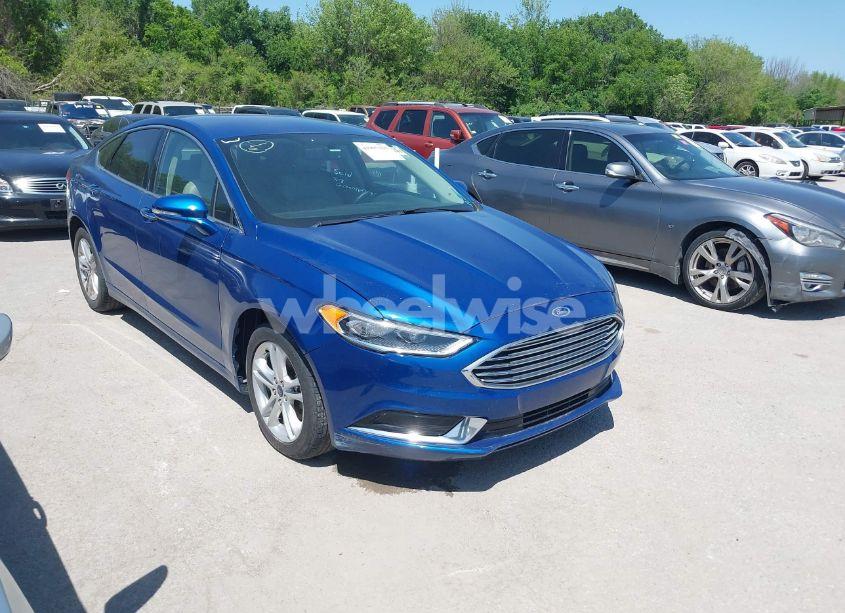 2018 Ford Fusion SE (VIN 3FA6P0HD4JR104172) main photo