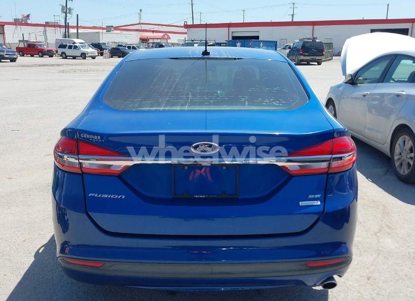 Photo 16 of 2018 Ford Fusion SE (VIN 3FA6P0HD4JR104172)