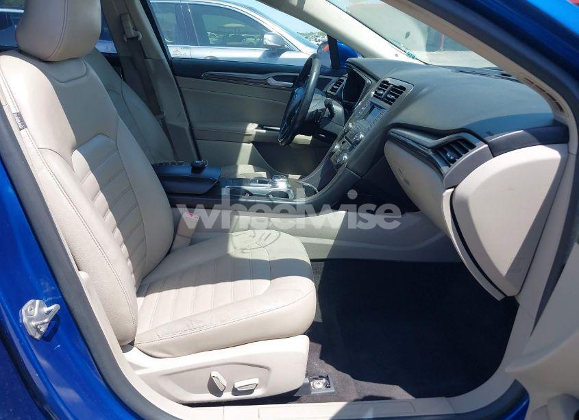 Photo 5 of 2018 Ford Fusion SE (VIN 3FA6P0HD4JR104172)