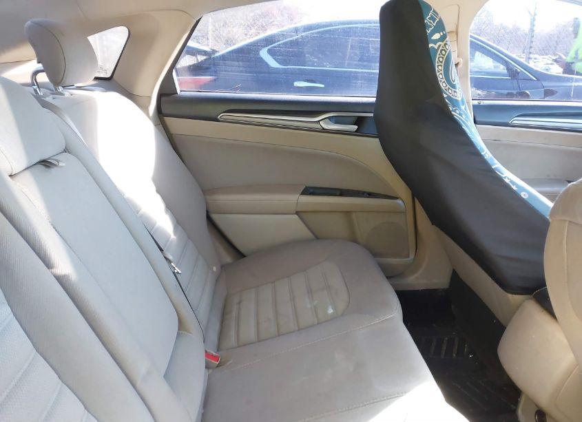 Photo 8 of 2018 Ford Fusion SE (VIN 3FA6P0HD4JR189000)