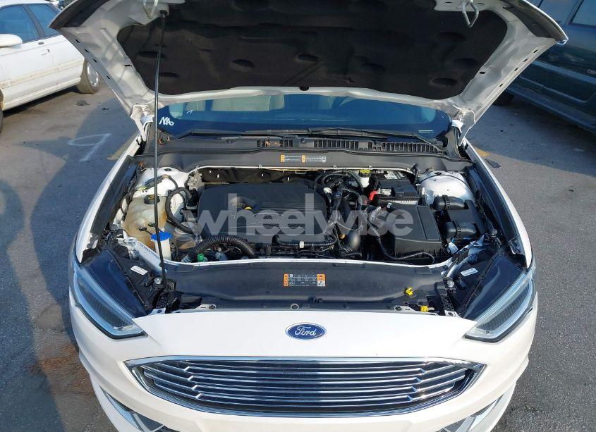 Photo 10 of 2018 Ford Fusion SE (VIN 3FA6P0HD4JR190020)
