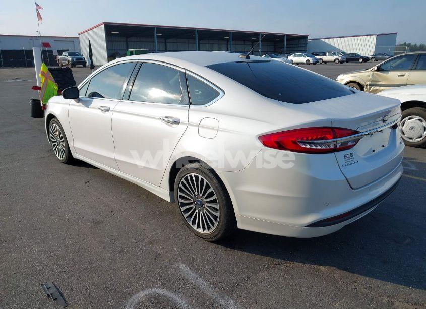 Photo 3 of 2018 Ford Fusion SE (VIN 3FA6P0HD4JR190020)