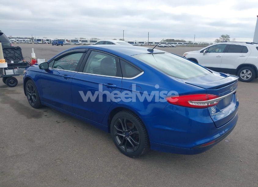 Photo 3 of 2018 Ford Fusion SE (VIN 3FA6P0HD4JR204174)