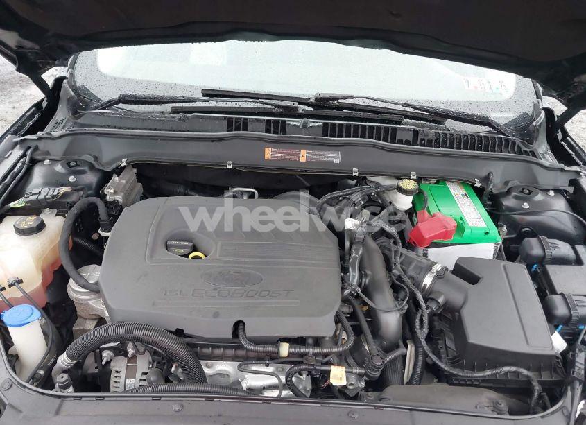 Photo 10 of 2018 Ford Fusion SE (VIN 3FA6P0HD4JR237627)