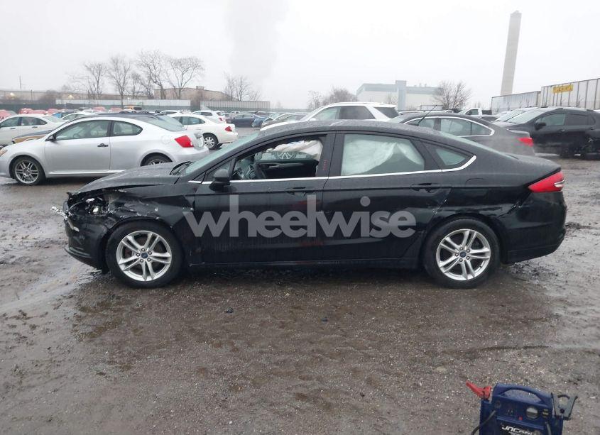 Photo 14 of 2018 Ford Fusion SE (VIN 3FA6P0HD4JR237627)