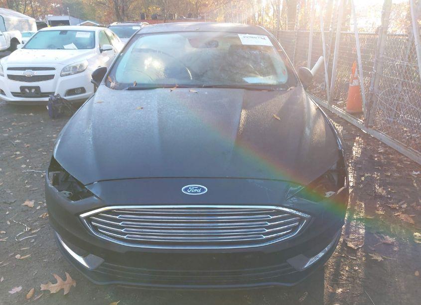 Photo 12 of 2018 Ford Fusion SE (VIN 3FA6P0HD4JR252368)