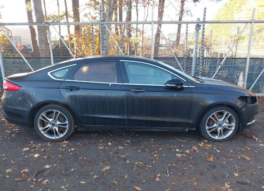 Photo 13 of 2018 Ford Fusion SE (VIN 3FA6P0HD4JR252368)