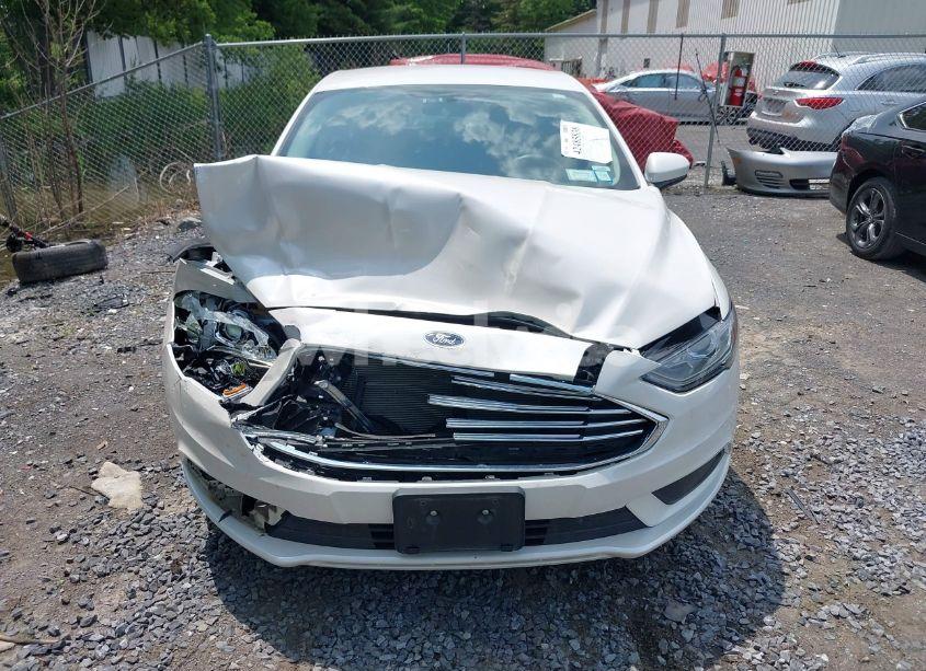 Photo 6 of 2018 Ford Fusion SE (VIN 3FA6P0HD4JR255061)