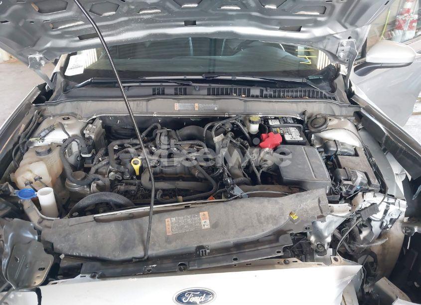 Photo 10 of 2018 Ford Fusion SE (VIN 3FA6P0HD4JR265735)