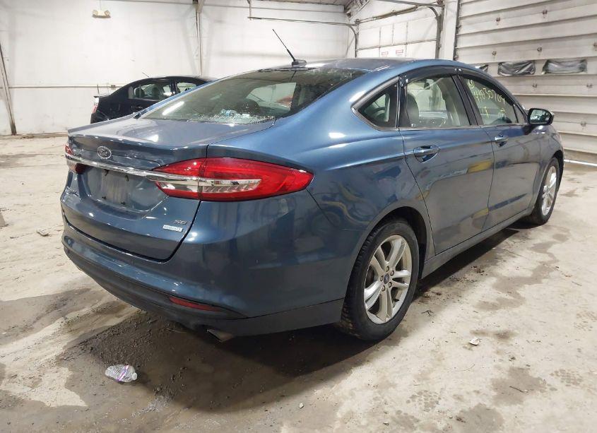 Photo 4 of 2018 Ford Fusion SE (VIN 3FA6P0HD4JR283958)