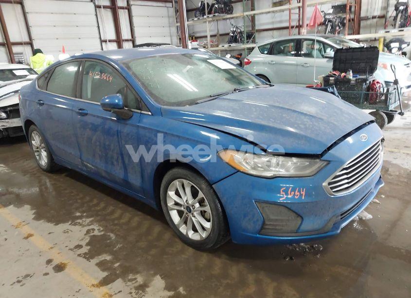 2019 Ford Fusion SE (VIN 3FA6P0HD4KR147864) main photo