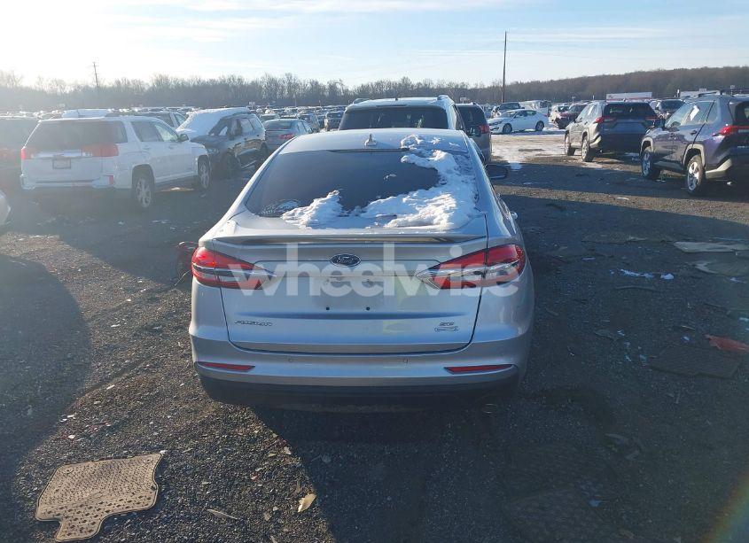 Photo 16 of 2019 Ford Fusion SE (VIN 3FA6P0HD4KR163594)