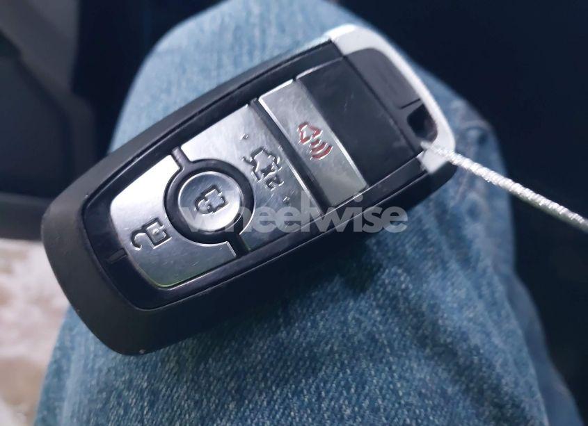 Photo 11 of 2019 Ford Fusion SE (VIN 3FA6P0HD4KR173574)