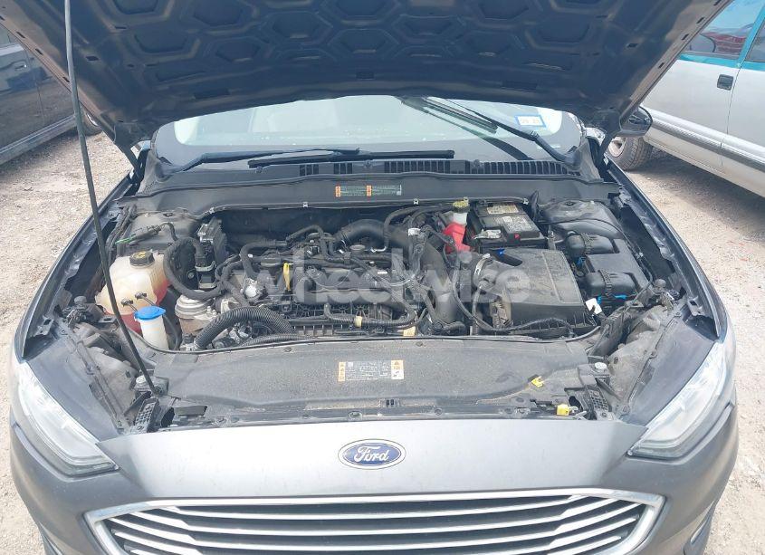 Photo 10 of 2019 Ford Fusion SE (VIN 3FA6P0HD4KR198393)