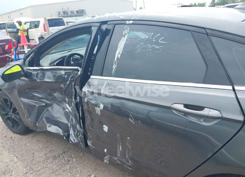 Photo 14 of 2019 Ford Fusion SE (VIN 3FA6P0HD4KR198393)