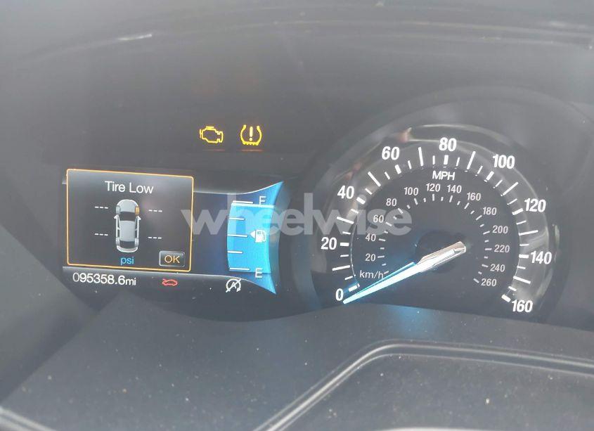 Photo 7 of 2019 Ford Fusion SE (VIN 3FA6P0HD4KR198393)