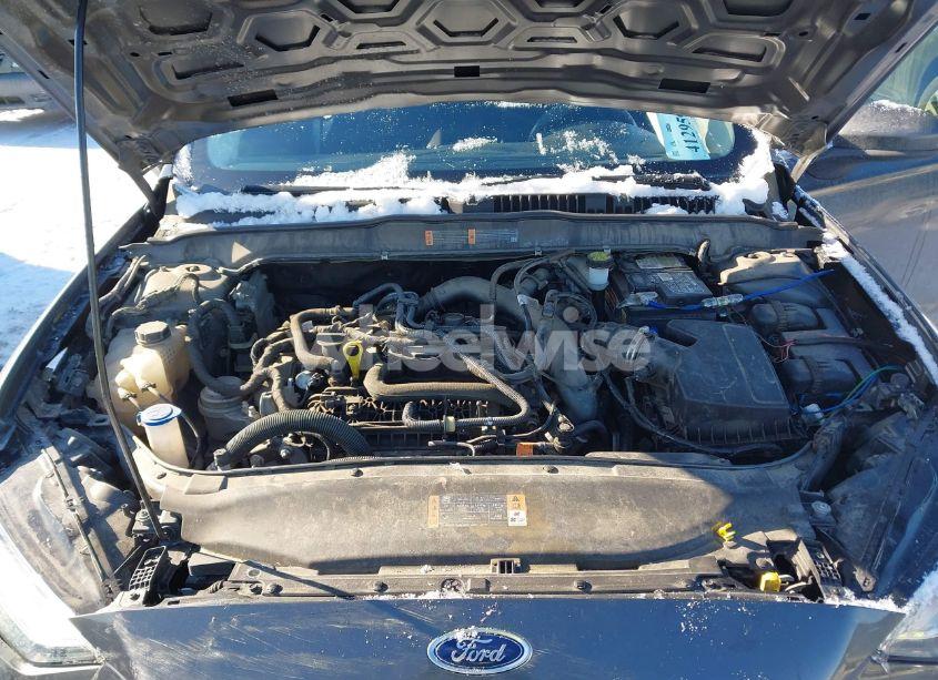 Photo 10 of 2019 Ford Fusion SE (VIN 3FA6P0HD4KR243221)