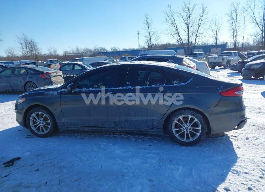 Photo 14 of 2019 Ford Fusion SE (VIN 3FA6P0HD4KR243221)