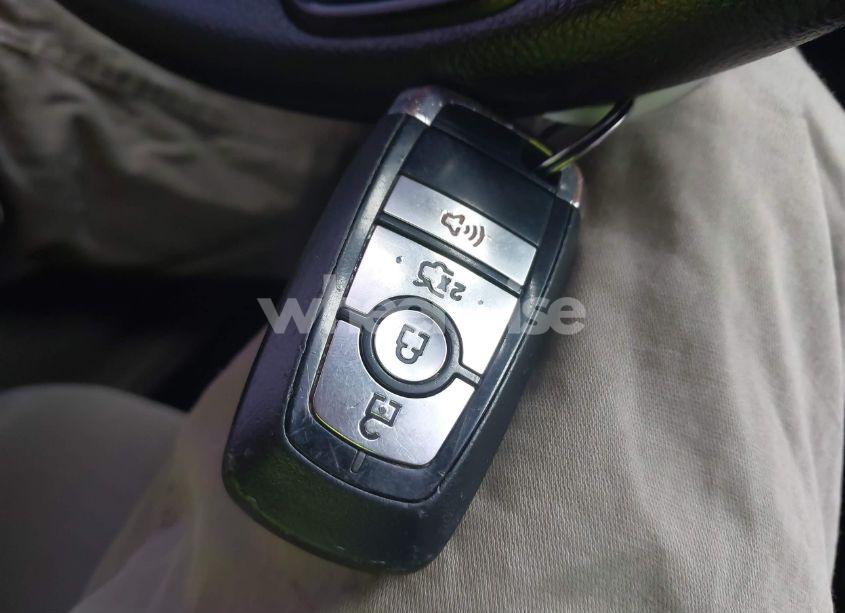 Photo 11 of 2019 Ford Fusion SE (VIN 3FA6P0HD4KR246815)