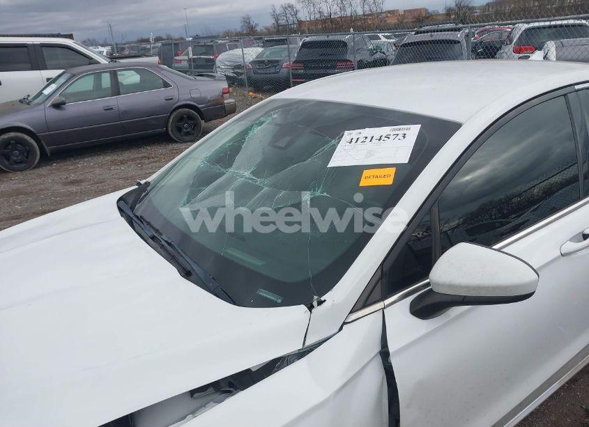 Photo 18 of 2019 Ford Fusion SE (VIN 3FA6P0HD4KR246815)