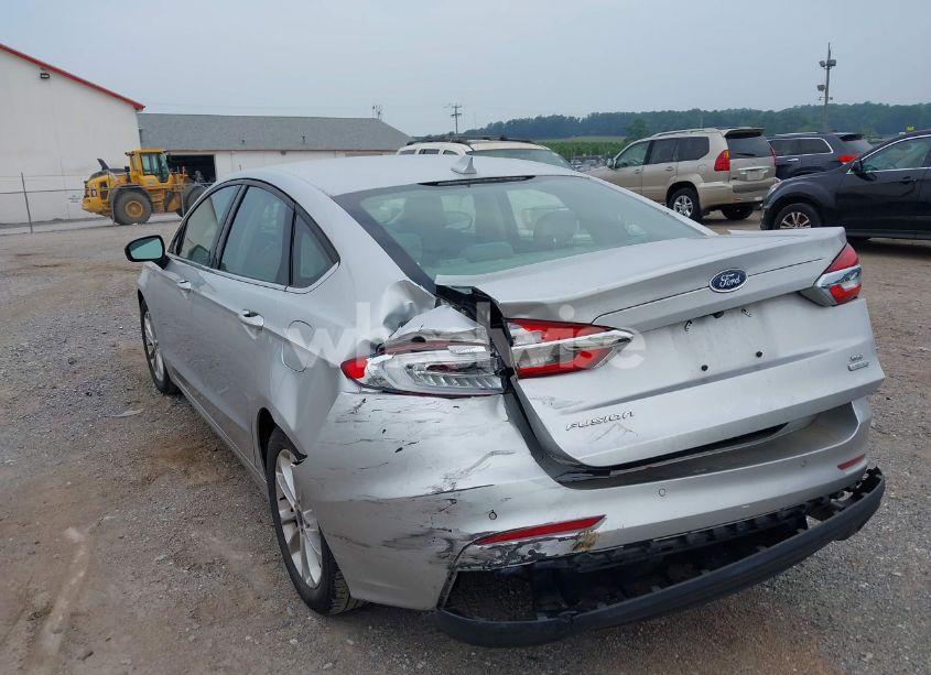 Photo 6 of 2019 Ford Fusion SE (VIN 3FA6P0HD4KR255398)