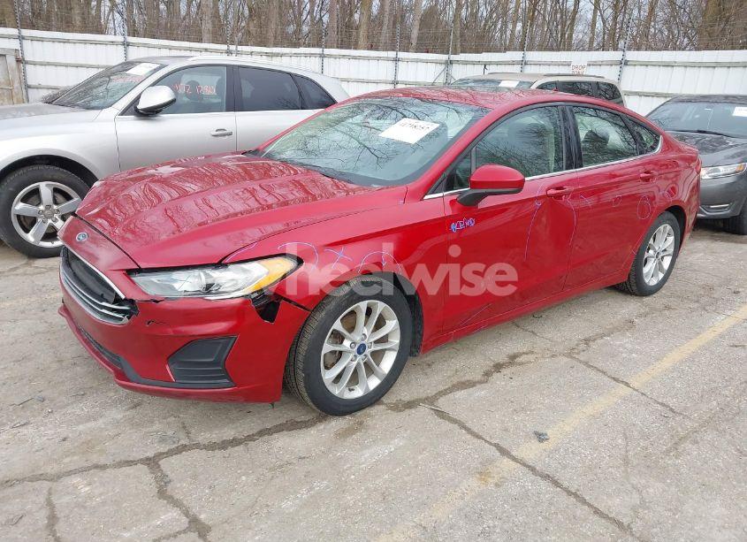 Photo 2 of 2020 Ford Fusion SE (VIN 3FA6P0HD4LR109679)