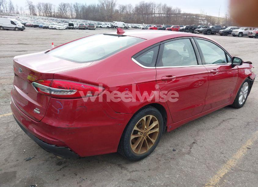 Photo 4 of 2020 Ford Fusion SE (VIN 3FA6P0HD4LR109679)