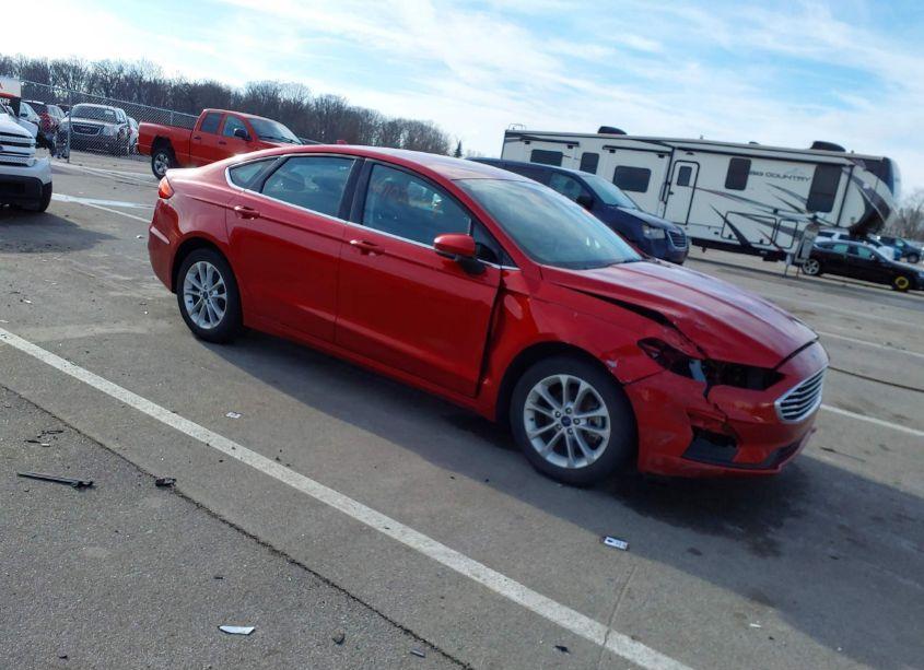 2020 Ford Fusion SE (VIN 3FA6P0HD4LR124019) main photo