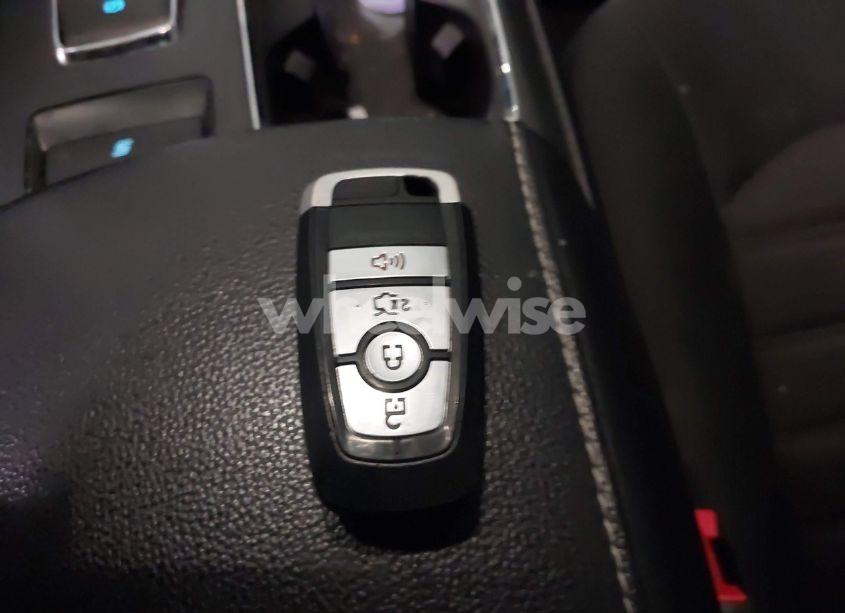 Photo 11 of 2020 Ford Fusion SE (VIN 3FA6P0HD4LR158056)