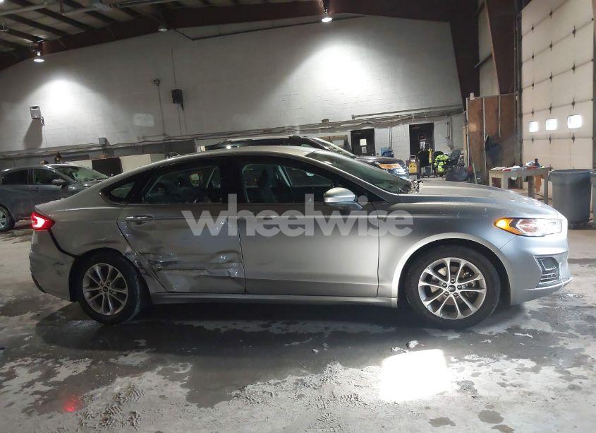 Photo 13 of 2020 Ford Fusion SE (VIN 3FA6P0HD4LR158056)