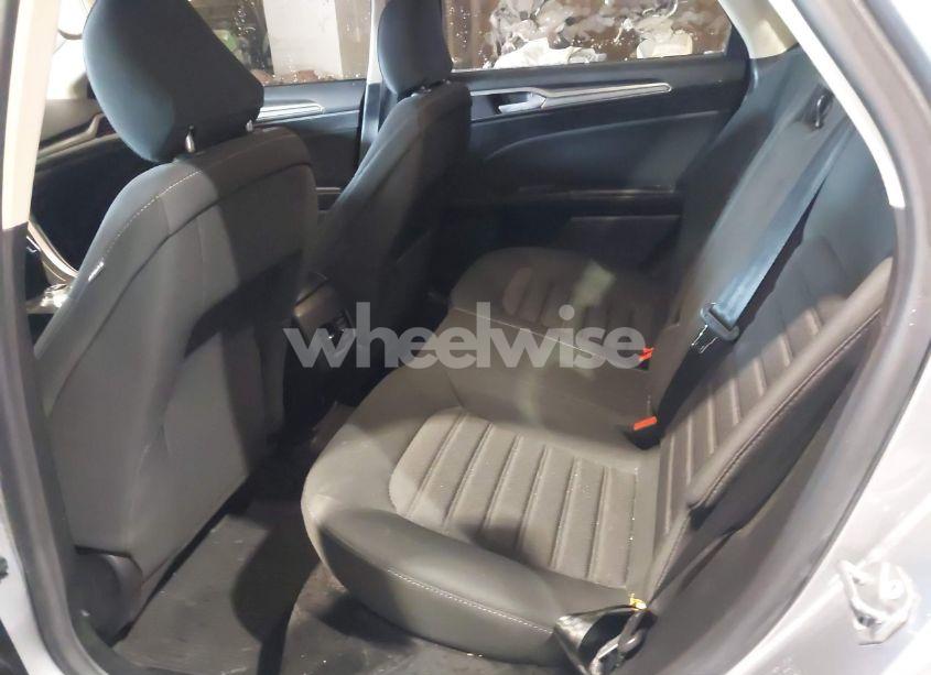 Photo 8 of 2020 Ford Fusion SE (VIN 3FA6P0HD4LR158056)