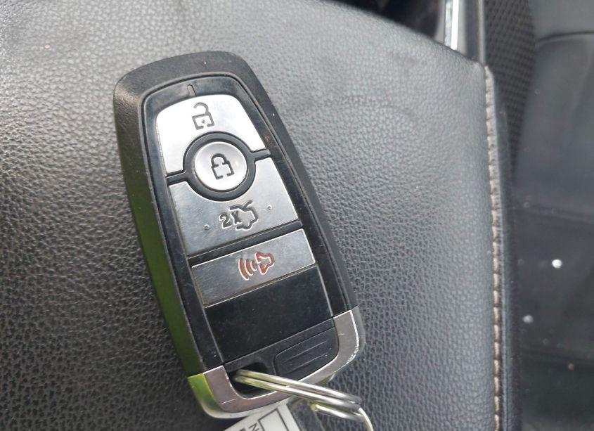 Photo 11 of 2020 Ford Fusion SE (VIN 3FA6P0HD4LR164987)