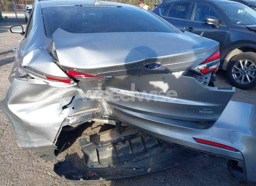 Photo 16 of 2020 Ford Fusion SE (VIN 3FA6P0HD4LR184303)