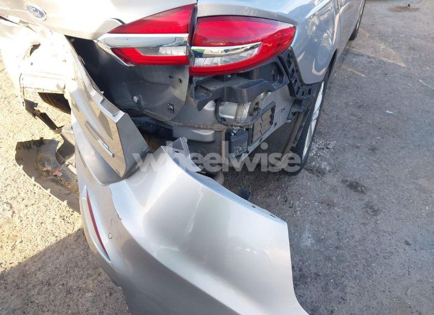 Photo 17 of 2020 Ford Fusion SE (VIN 3FA6P0HD4LR184303)
