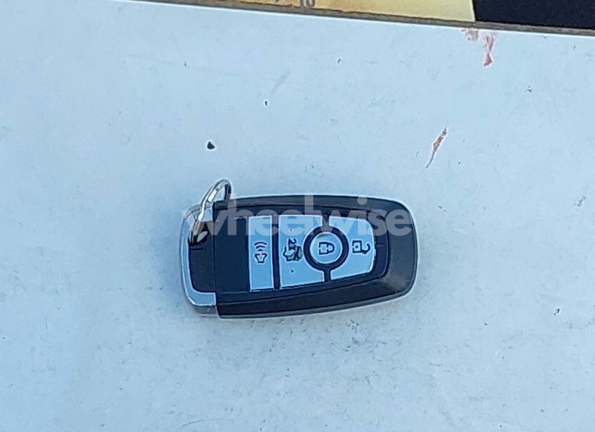 Photo 11 of 2020 Ford Fusion SE (VIN 3FA6P0HD4LR231507)