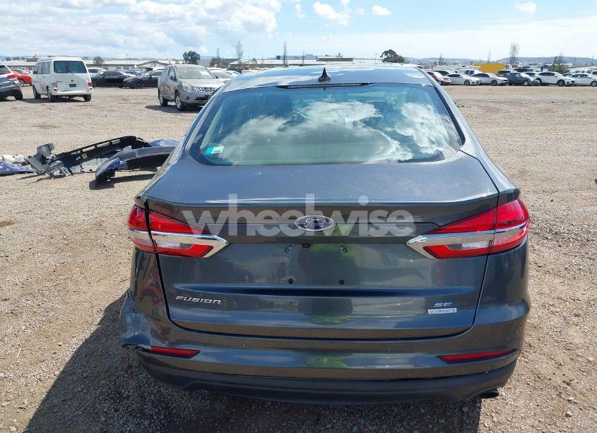 Photo 16 of 2020 Ford Fusion SE (VIN 3FA6P0HD4LR231507)