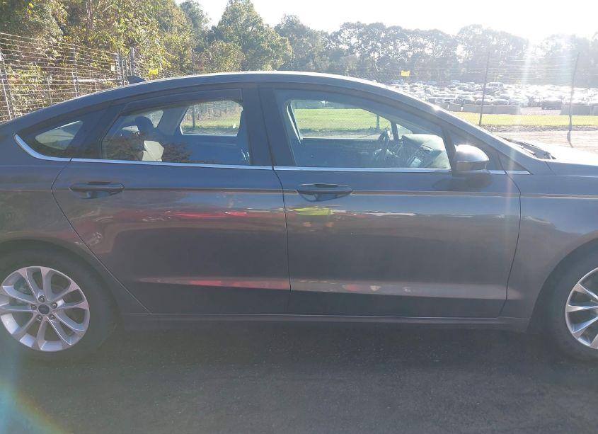 Photo 14 of 2020 Ford Fusion SE (VIN 3FA6P0HD4LR257797)