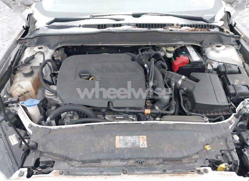 Photo 10 of 2014 Ford Fusion SE (VIN 3FA6P0HD5ER106003)