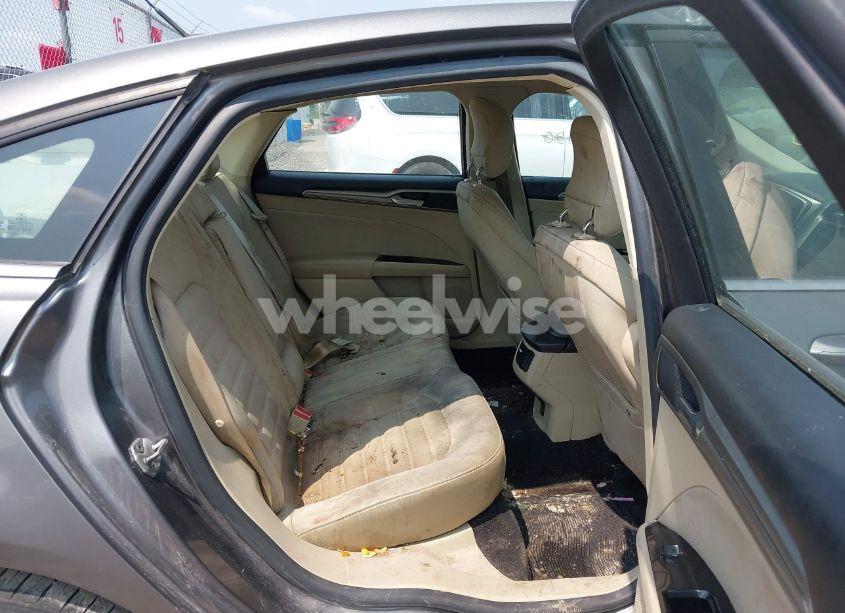 Photo 8 of 2014 Ford Fusion SE (VIN 3FA6P0HD5ER130947)