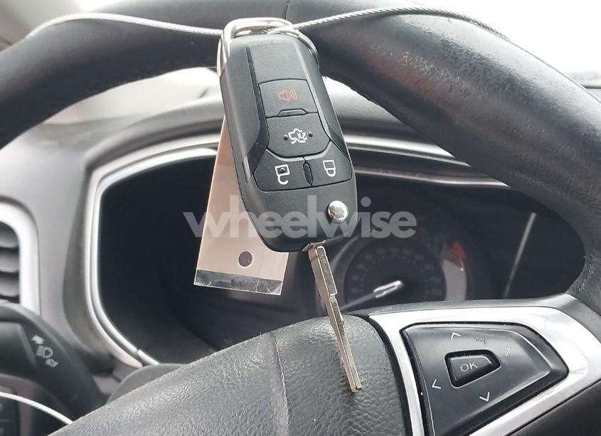 Photo 11 of 2014 Ford Fusion SE (VIN 3FA6P0HD5ER149594)