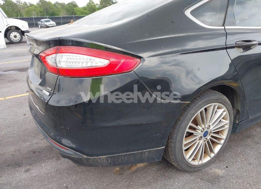 Photo 6 of 2014 Ford Fusion SE (VIN 3FA6P0HD5ER182028)